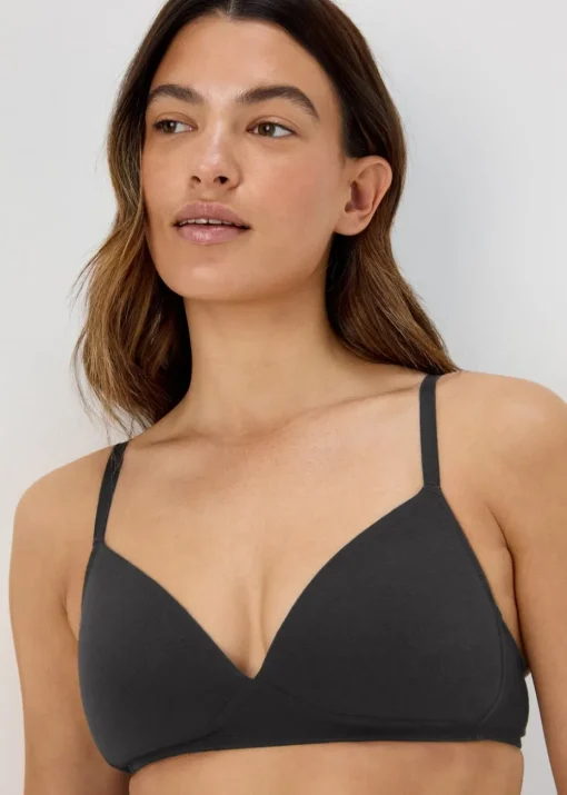 2 Pack Black And White Padded Bras