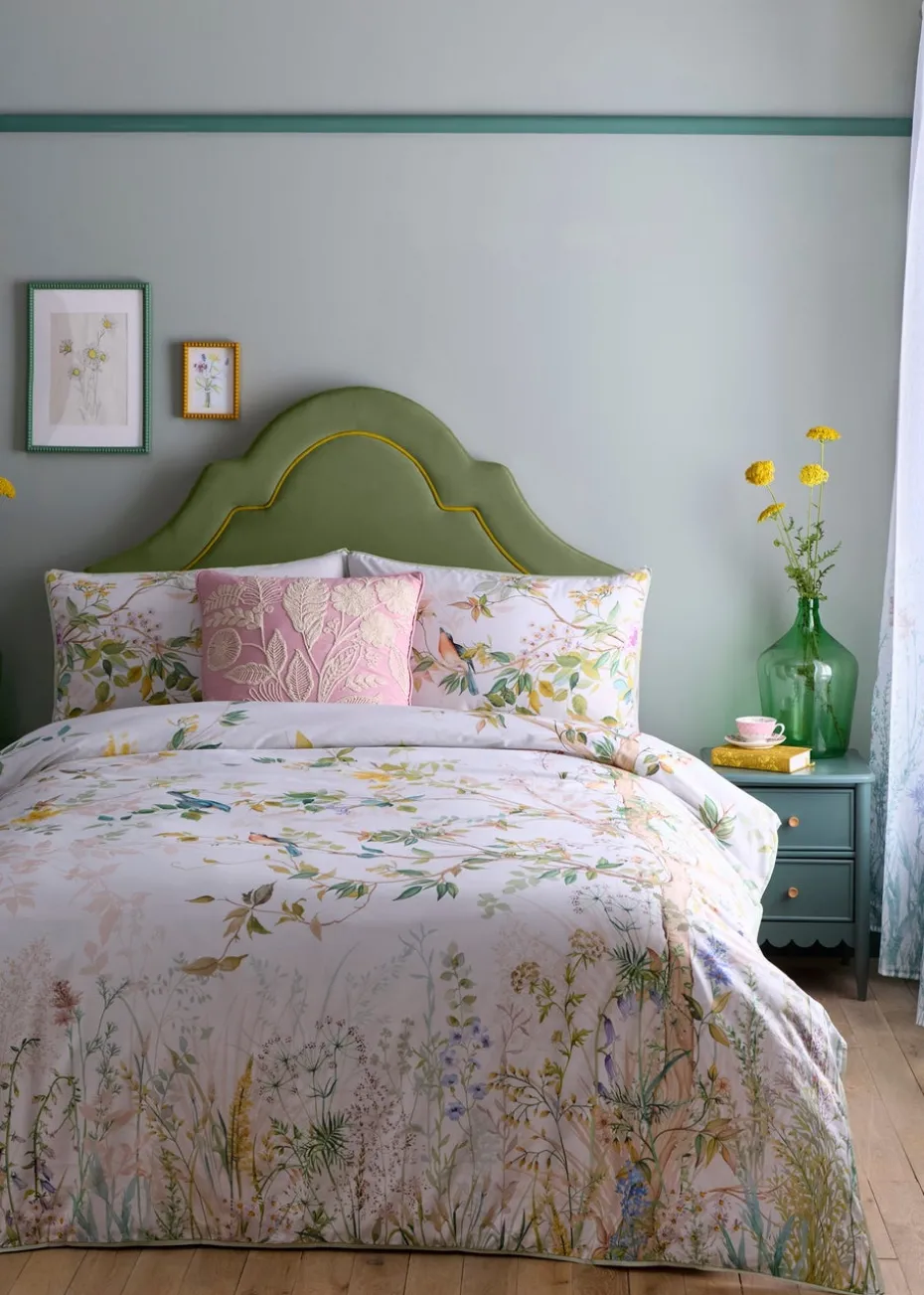 Appletree Heritage Arianna Digitally Printed Natural Duvet Cover Set