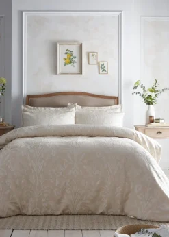 Appletree Heritage Elysia Jacquard Cream Duvet Cover Set