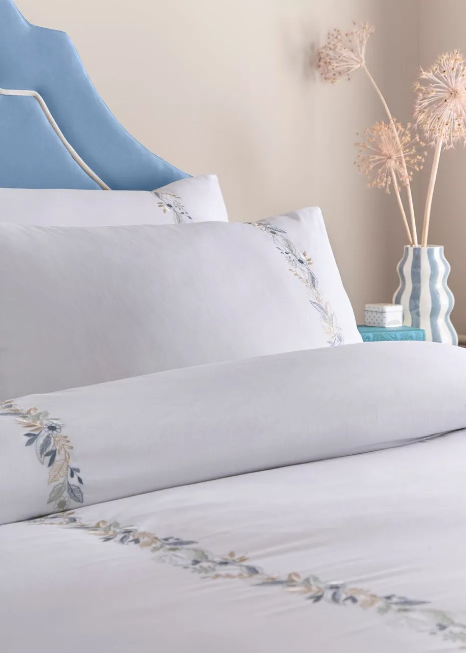 Appletree Heritage Julianna Embroidery White Duvet Cover Set