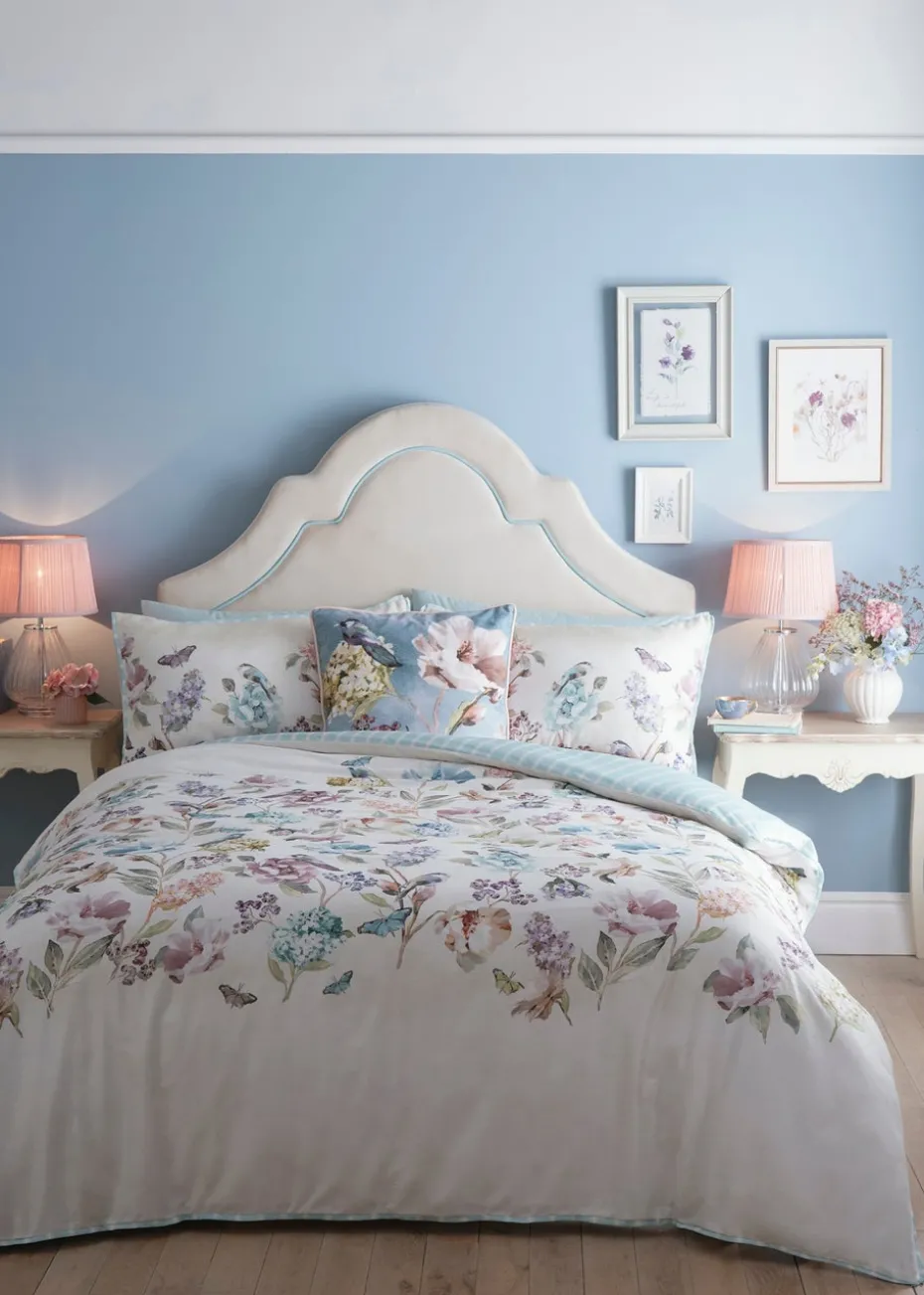 Appletree Heritage Portia Digitally Printed Duvet Cover Set