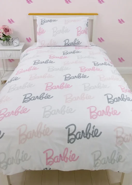 Barbie Figures Reversible Duvet Cover Set
