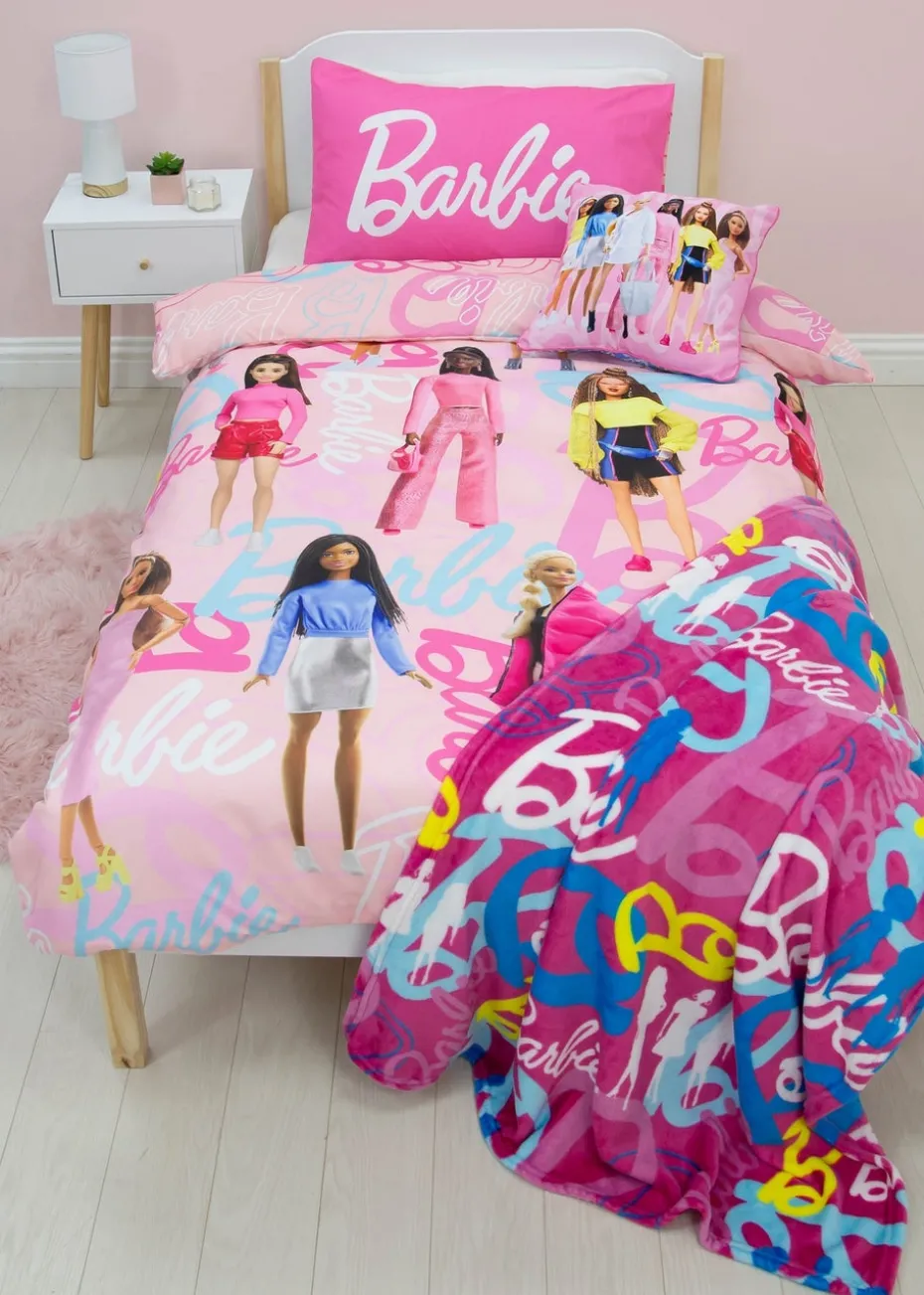 Barbie Pink Fleece Throw