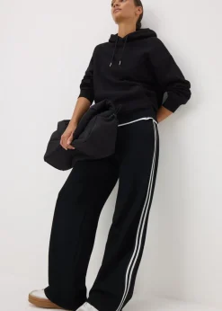 Black Basic Hoodie