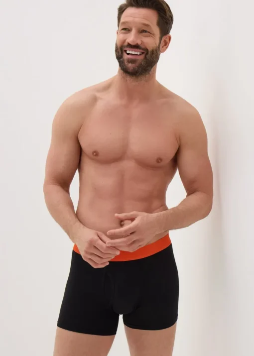 Black Modal Keyhole Boxers