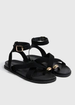 Black Toe Loop Sandals
