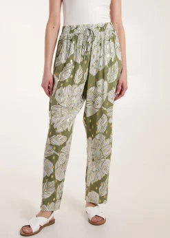 Blue Vanilla Green Printed Trousers