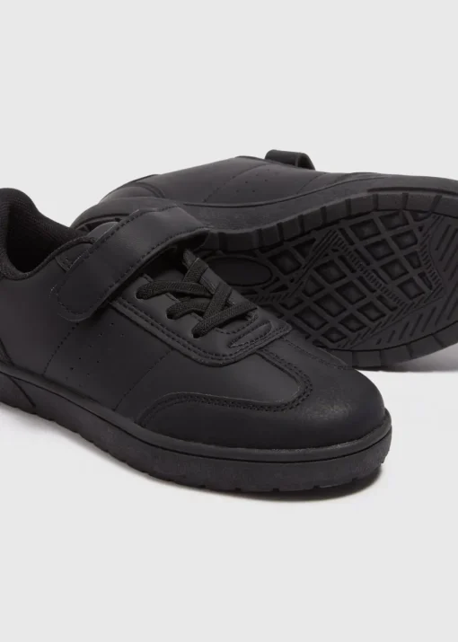 Boys Black School Trainers (Younger 10-Older 6)