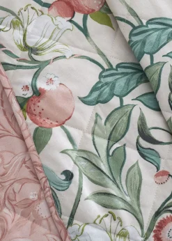 Catherine Lansfield Clarence Floral Quilted Bedspread (220x230cm)