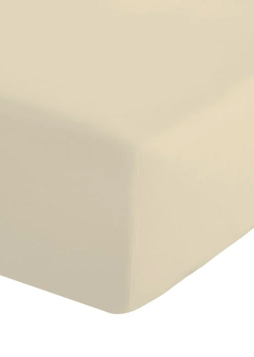 Catherine Lansfield Cream Easy Iron Percale Combed Fitted Sheet