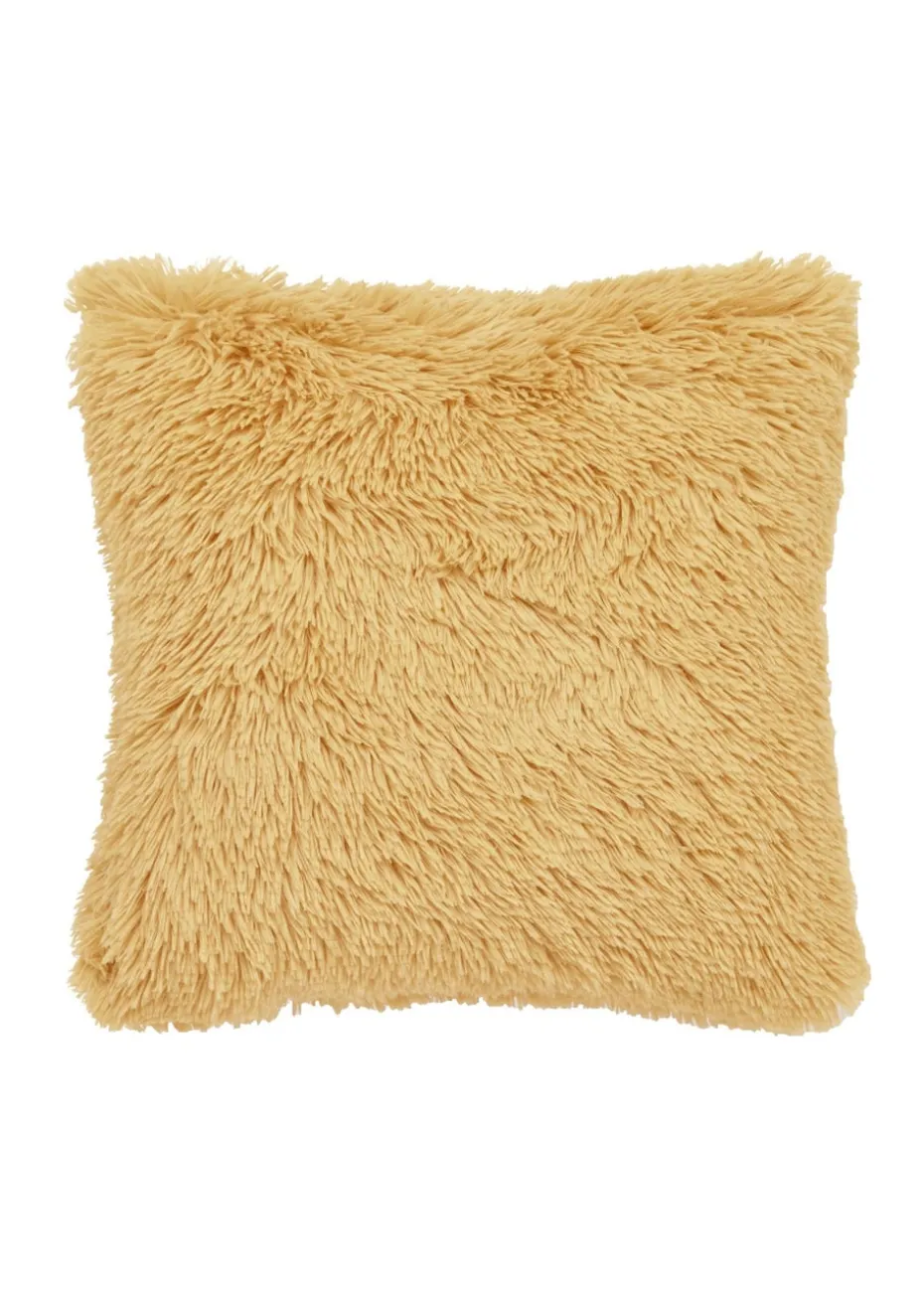 Catherine Lansfield Cuddly Cushion (45x45cm)