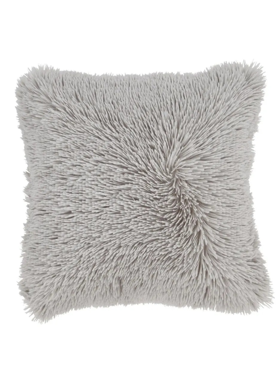 Catherine Lansfield Cuddly Cushion (45x45cm)