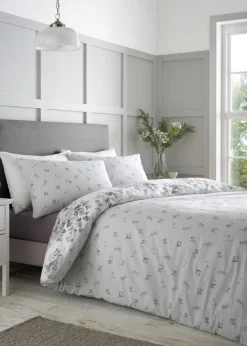 Catherine Lansfield Elinda Floral Reversible Duvet Cover Set