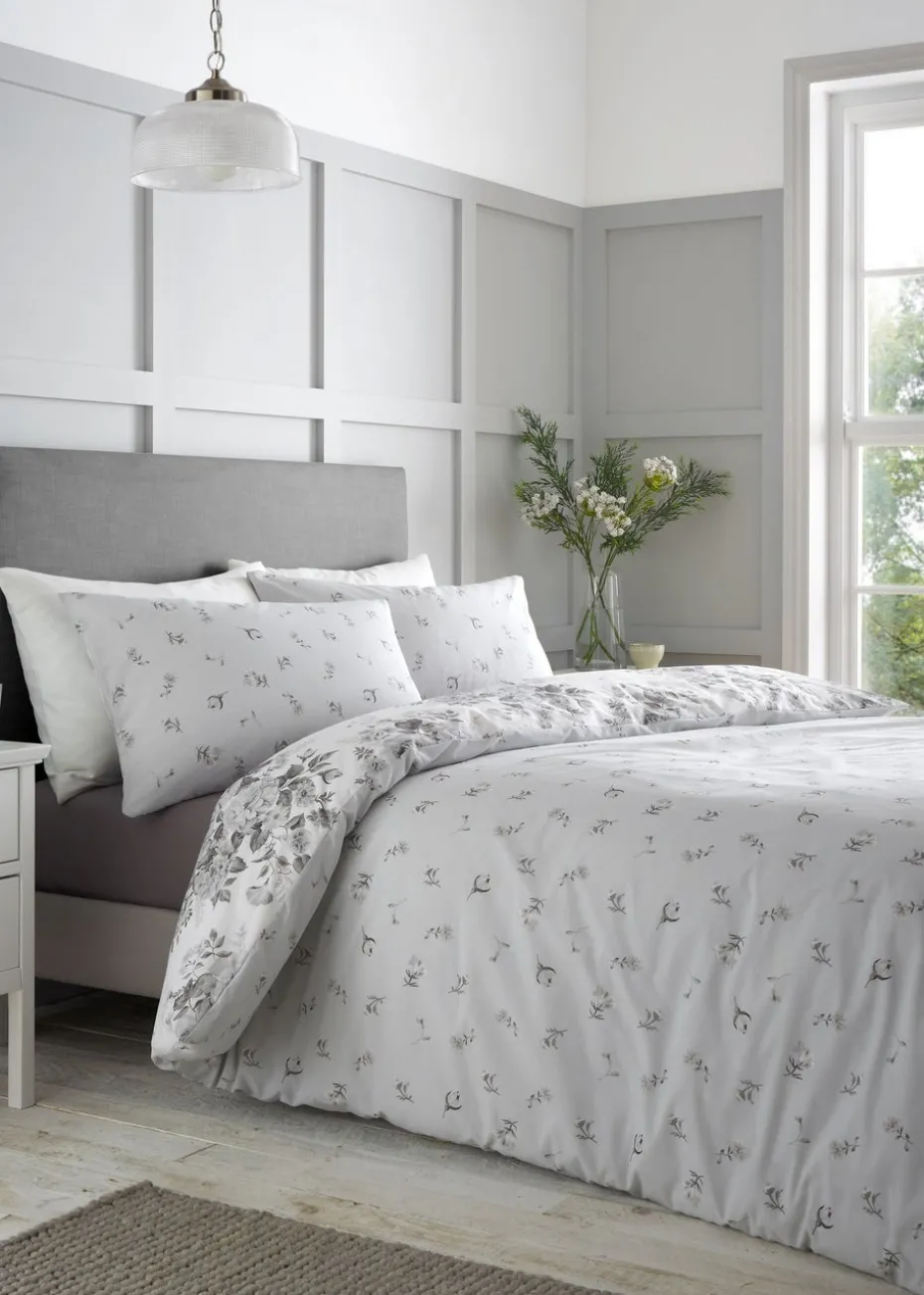 Catherine Lansfield Elinda Floral Reversible Duvet Cover Set