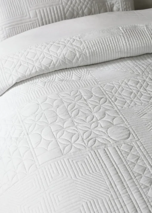 Catherine Lansfield Folkstone Geo Duvet Cover Set