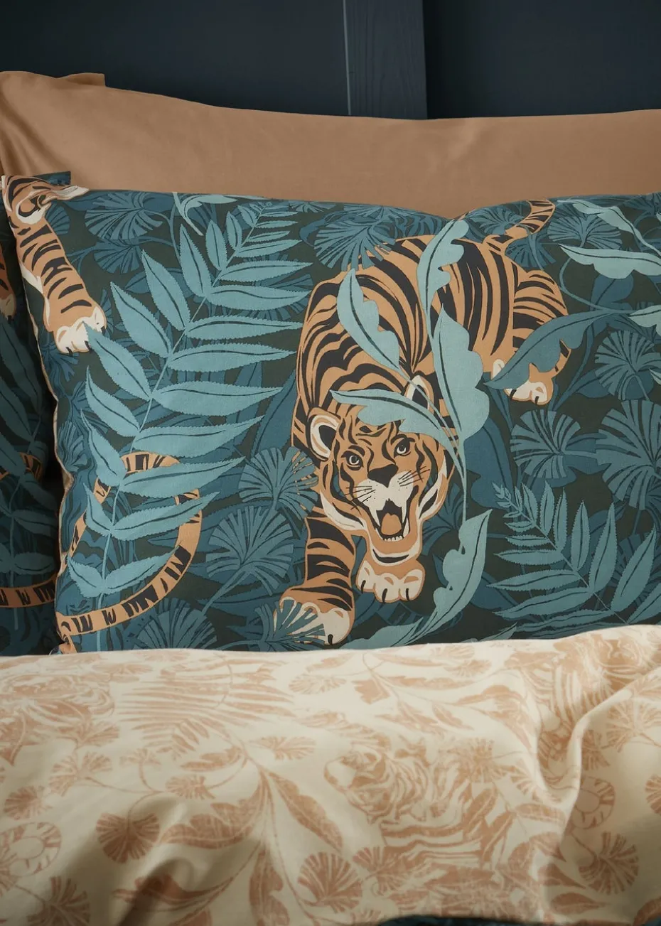 Catherine Lansfield Green Tropic Tiger Leaf Reversible Duvet Cover Set with Pillowcases