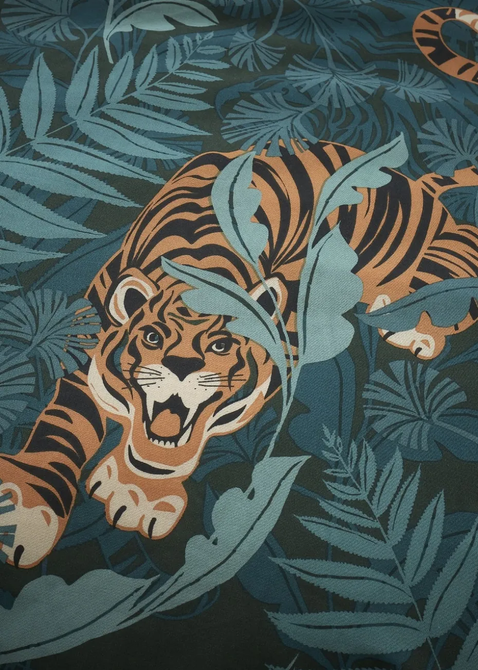 Catherine Lansfield Green Tropic Tiger Leaf Reversible Duvet Cover Set with Pillowcases