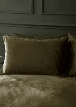 Catherine Lansfield Kingsley Soft Matt Velvet Duvet Cover Set