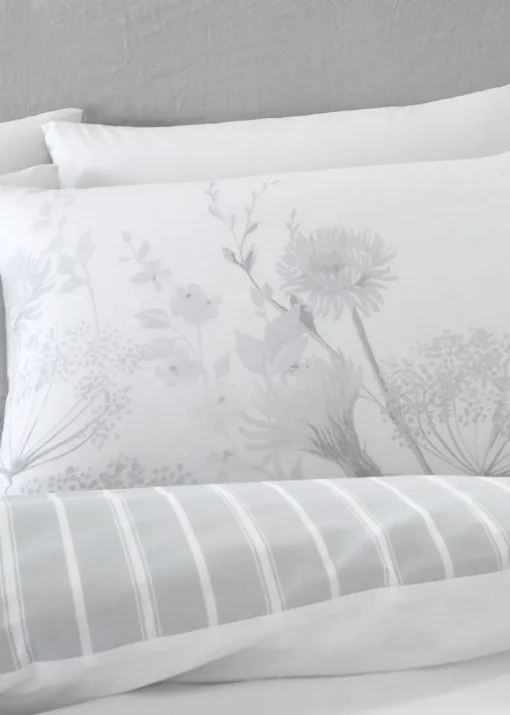 Catherine Lansfield Meadowsweet Floral Reversible Duvet Set