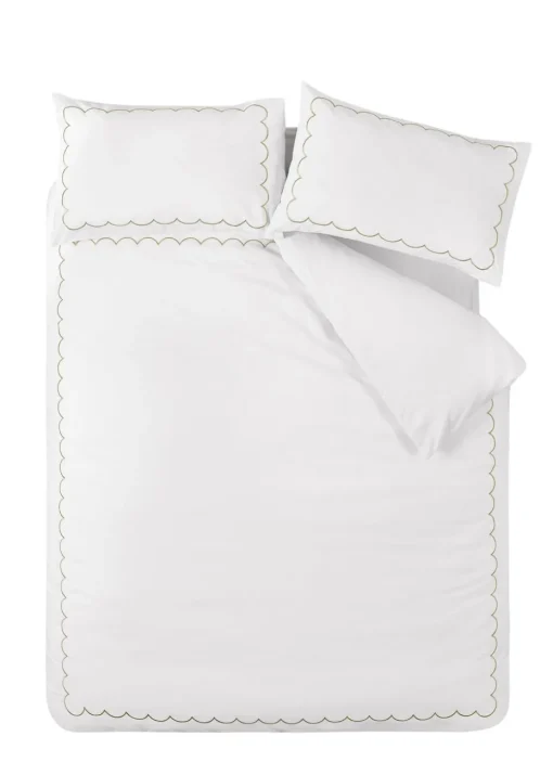 Catherine Lansfield Scallop Border Embroidery Duvet Cover Set