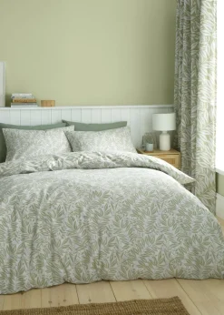 Catherine Lansfield Sorrel Leaf Reversible Duvet Cover Set