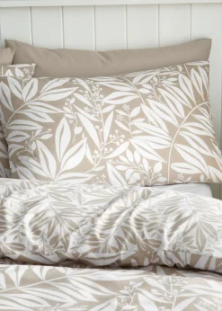 Catherine Lansfield Sorrel Leaf Reversible Duvet Cover Set