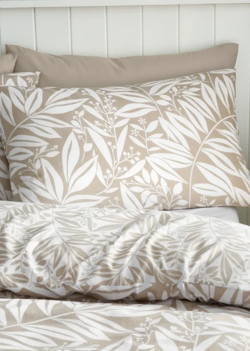 Catherine Lansfield Sorrel Leaf Reversible Duvet Cover Set