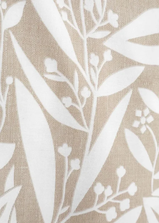Catherine Lansfield Sorrel Leaf Fully Reversible Eyelet Curtains
