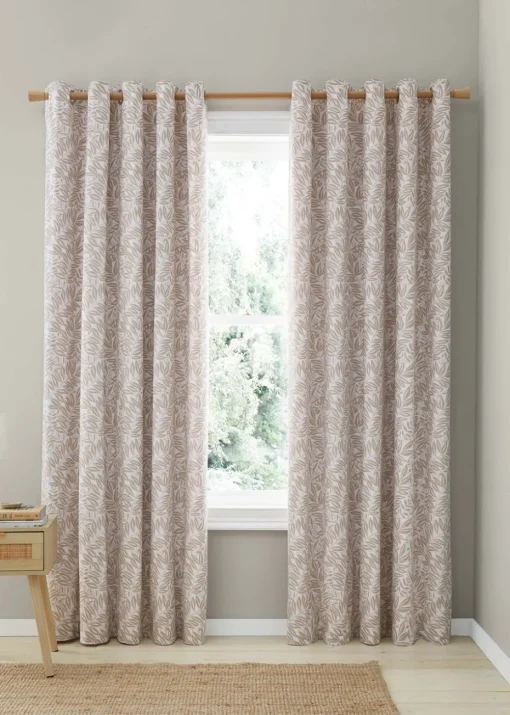 Catherine Lansfield Sorrel Leaf Fully Reversible Eyelet Curtains