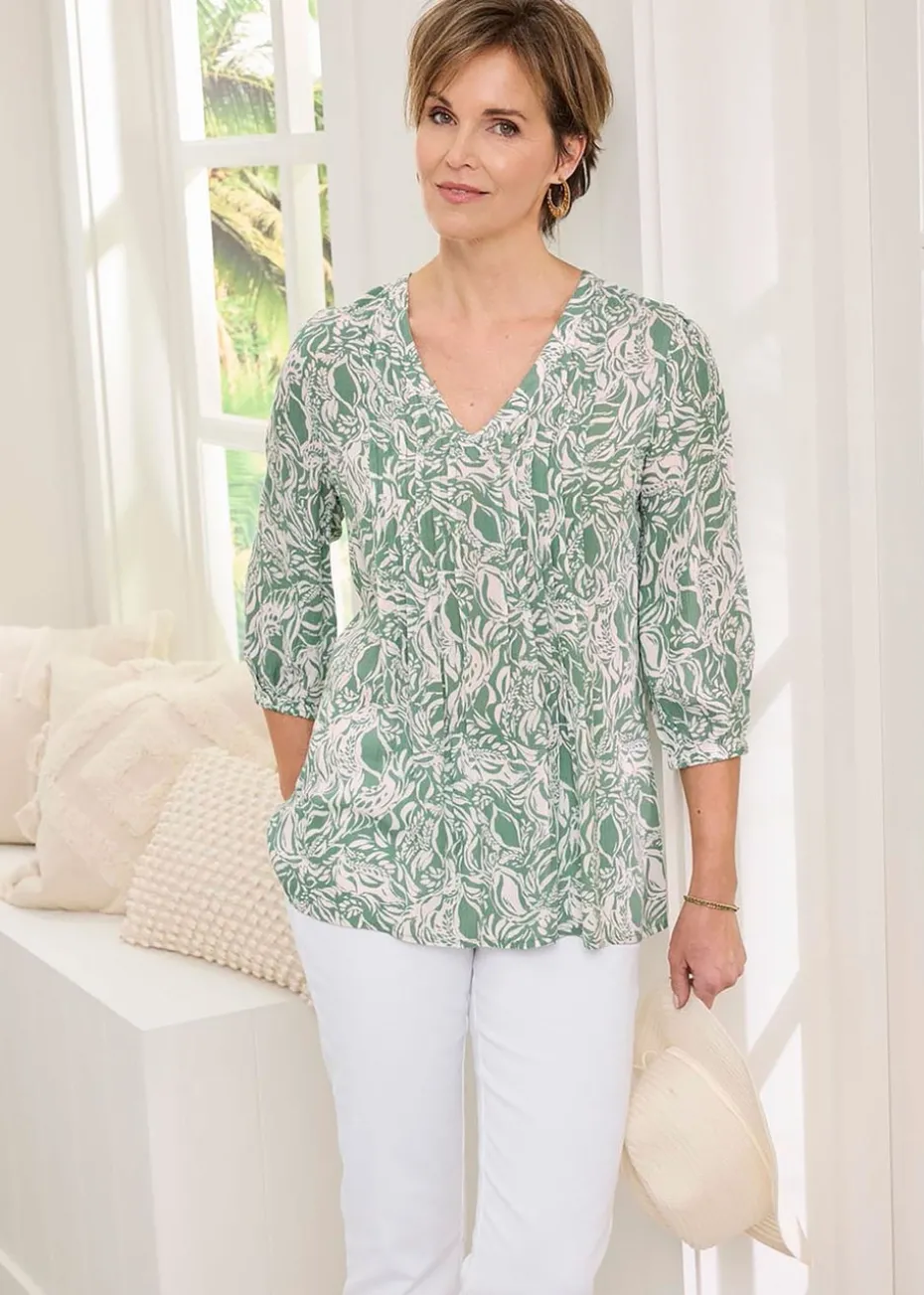 Cotton Traders Mint 3/4 Sleeve V Neck Printed Crinkle Top