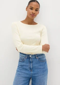 Cream Fitted Long Sleeve Top