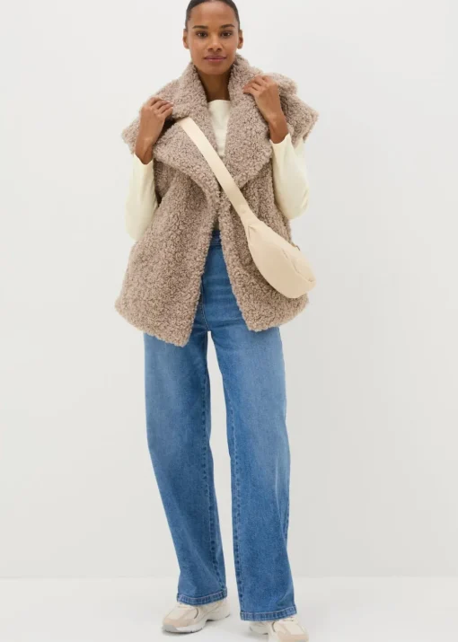 Cream Fitted Long Sleeve Top
