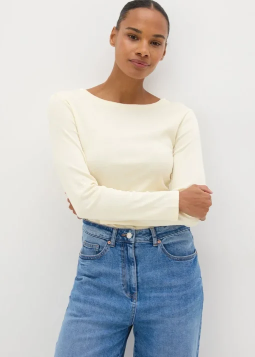 Cream Fitted Long Sleeve Top