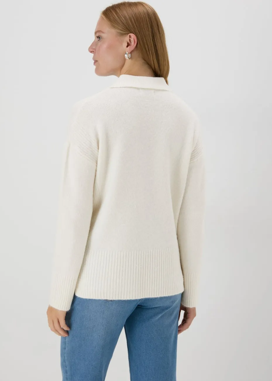 Cream Ribbed V-Neck Jumper