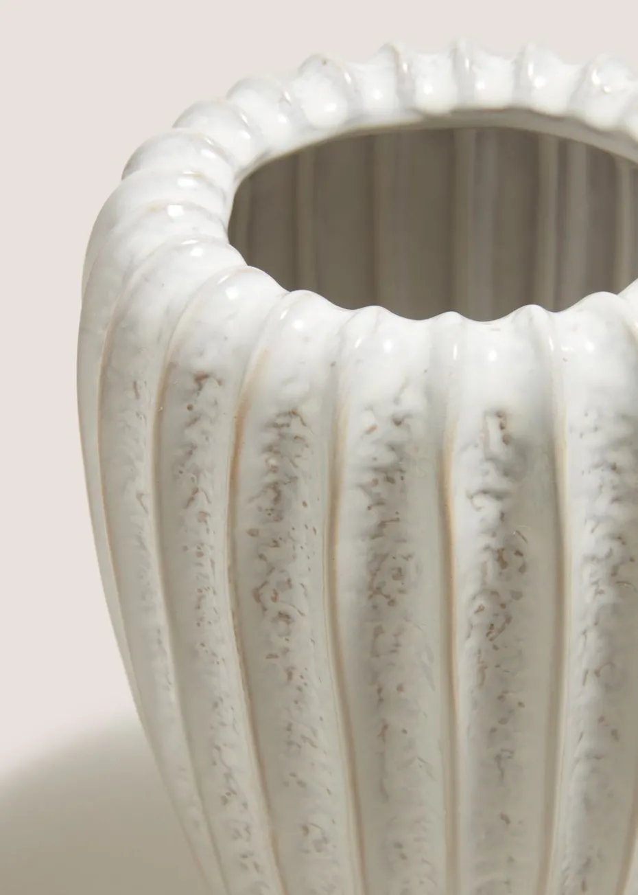 Cream Ridge Ceramic Tall Vase (14cm x 14cm x 25cm)