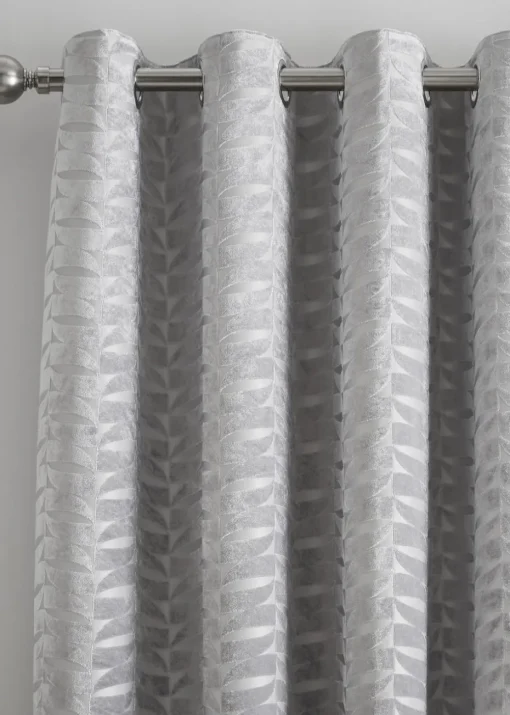 Curtina Kendal Silver Eyelet Curtains