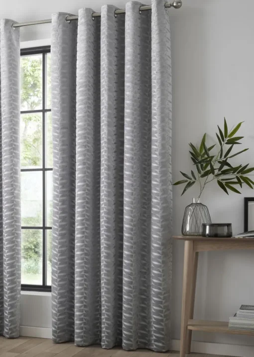Curtina Kendal Silver Eyelet Curtains