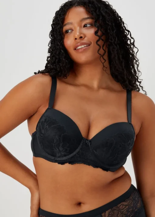 DD+ Black Lace Padded Bra