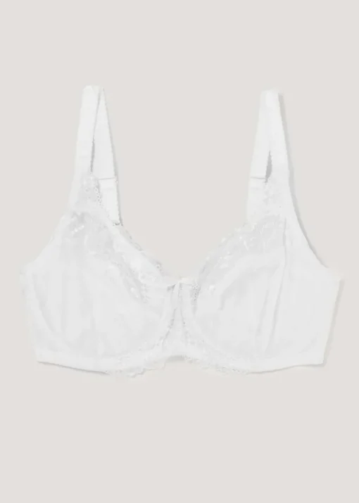 DD+ White Lace Stretch Bra