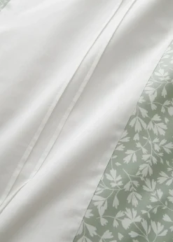 Dreams & Drapes Decorative Tess Green Duvet Cover Set