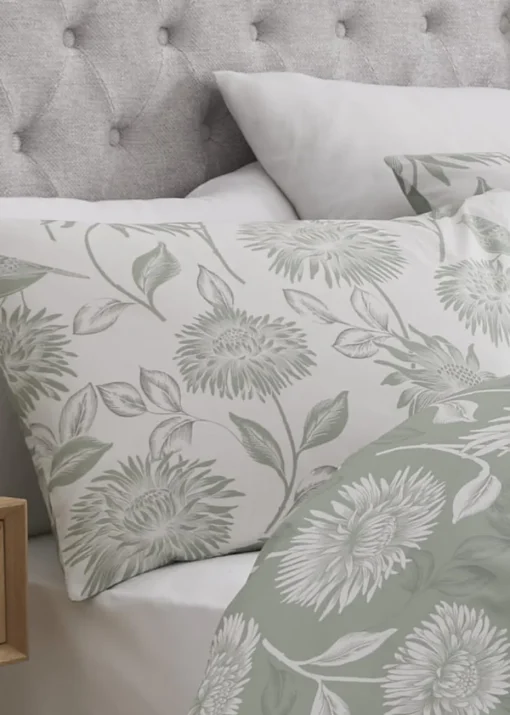 Dreams & Drapes Design Chrysanthemum Green Duvet Cover Set
