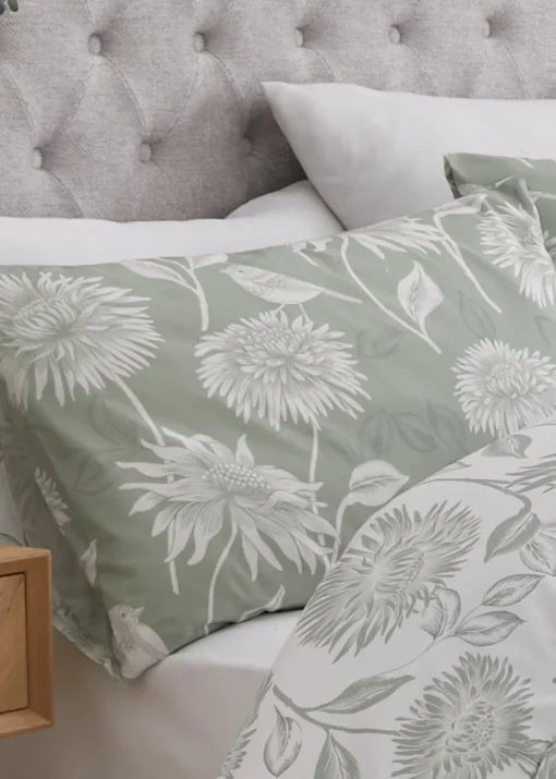 Dreams & Drapes Design Chrysanthemum Green Duvet Cover Set