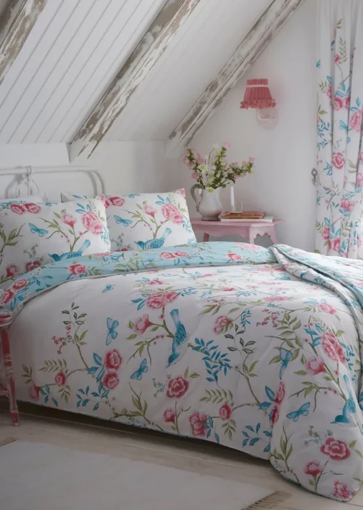 Dreams & Drapes Design Amelle Reversible Blue Duvet Cover Set