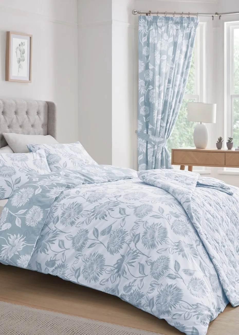 Dreams & Drapes Design Chrysanthemum Blue Duvet Cover Set