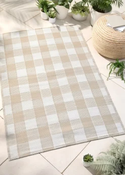 Dreams & Drapes Design Gingham Natural Outdoor Rug