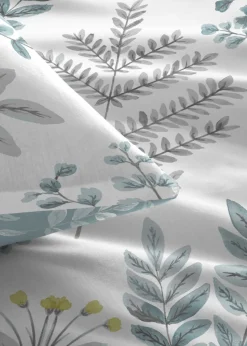 Dreams & Drapes Emily Duvet Set