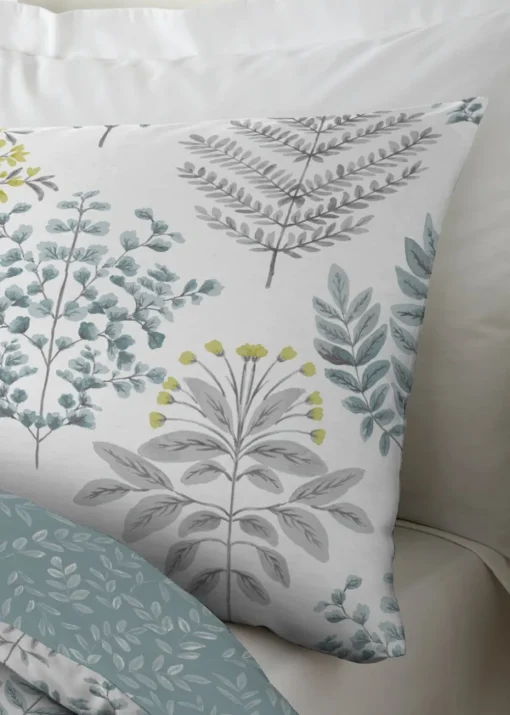 Dreams & Drapes Emily Duvet Set