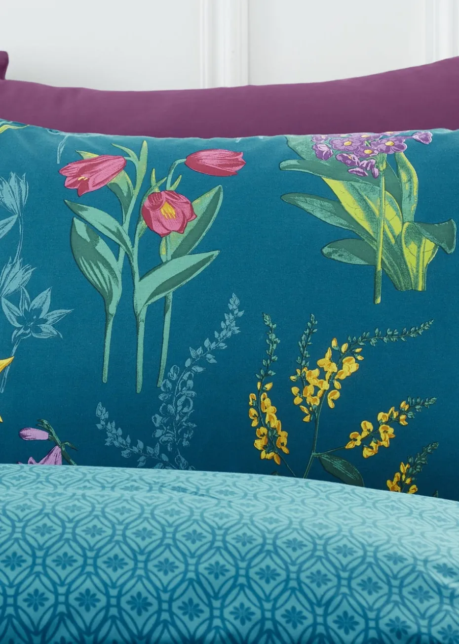 Dreams & Drapes Ingrid Blue Duvet Cover Set