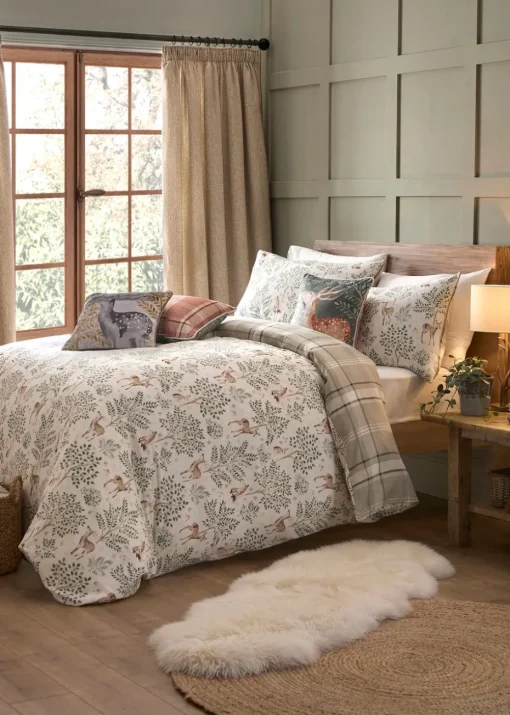 Dreams & Drapes Lodge Forest Animals Christmas Natural Duvet Cover Set