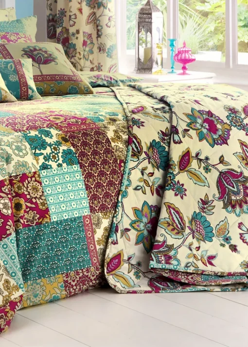 Dreams & Drapes Marinelli Blue Bedspread